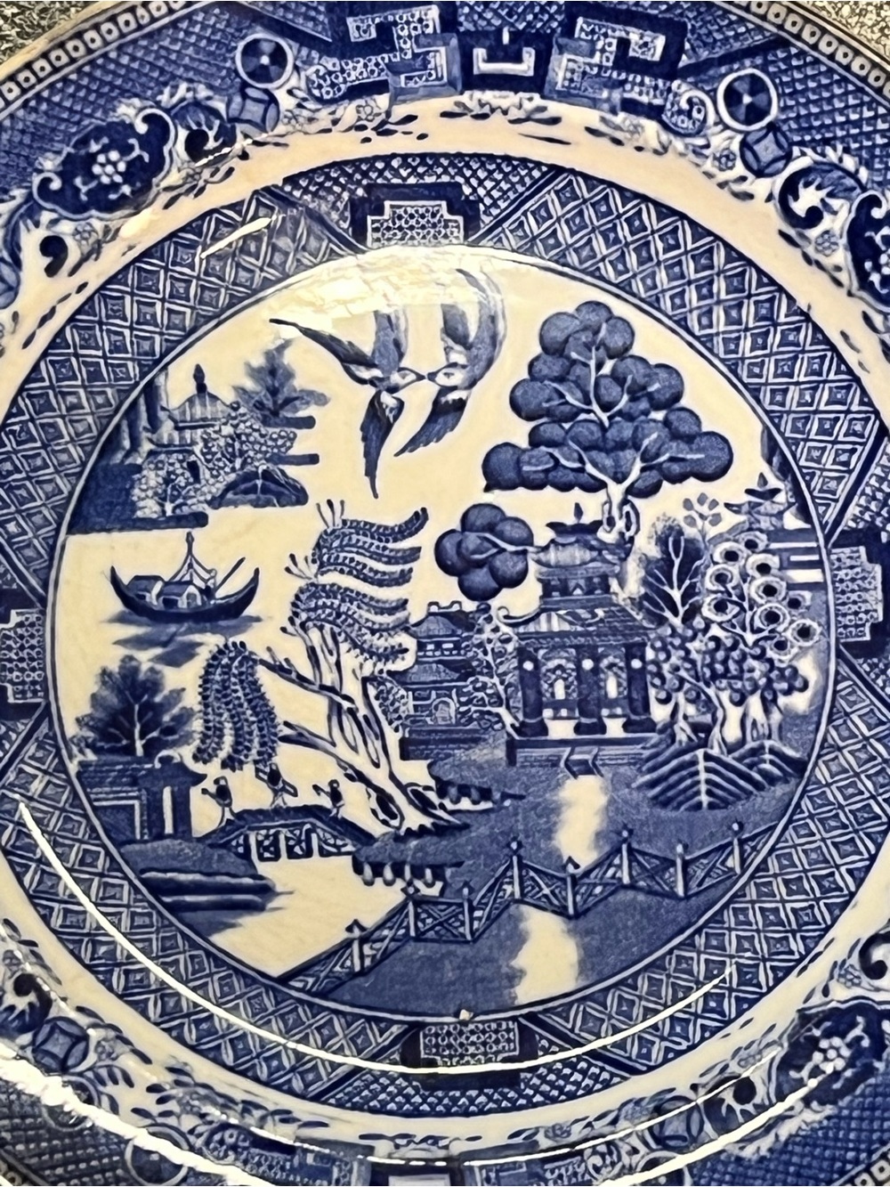 Blue Willow Ceramic Decorative Plate - Classic Home Art